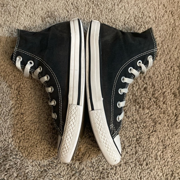 Converse all stars Chuck Taylor Hi Black and White unisex Youth Sneakers - Picture 5 of 17